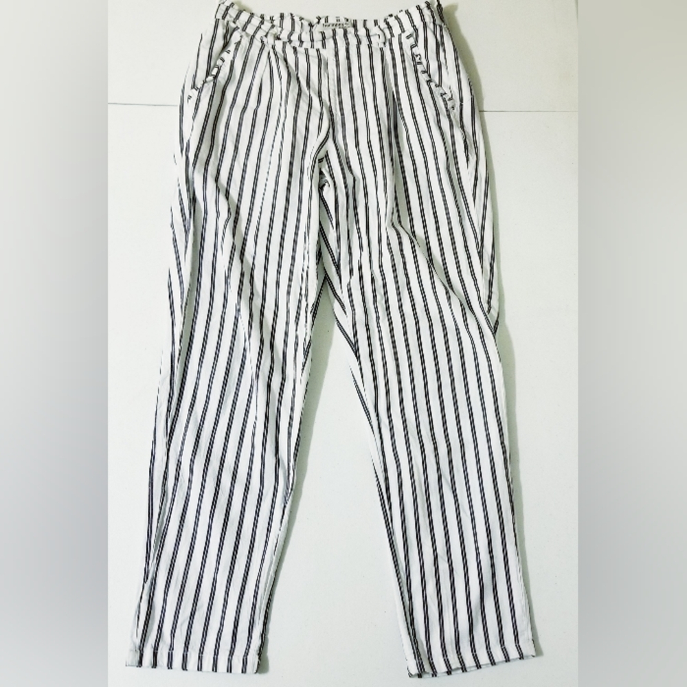 Harmony & Havoc Blue Striped Pull On Paperbag Cropped Cotton Pants Size 7